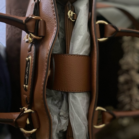 Micheal Kors Handbag- Brown - Picture 6 of 6